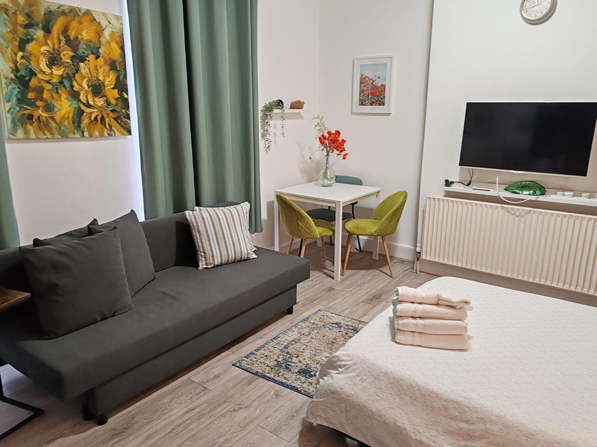Kilburn High Road Studio Apartments London Exterior foto